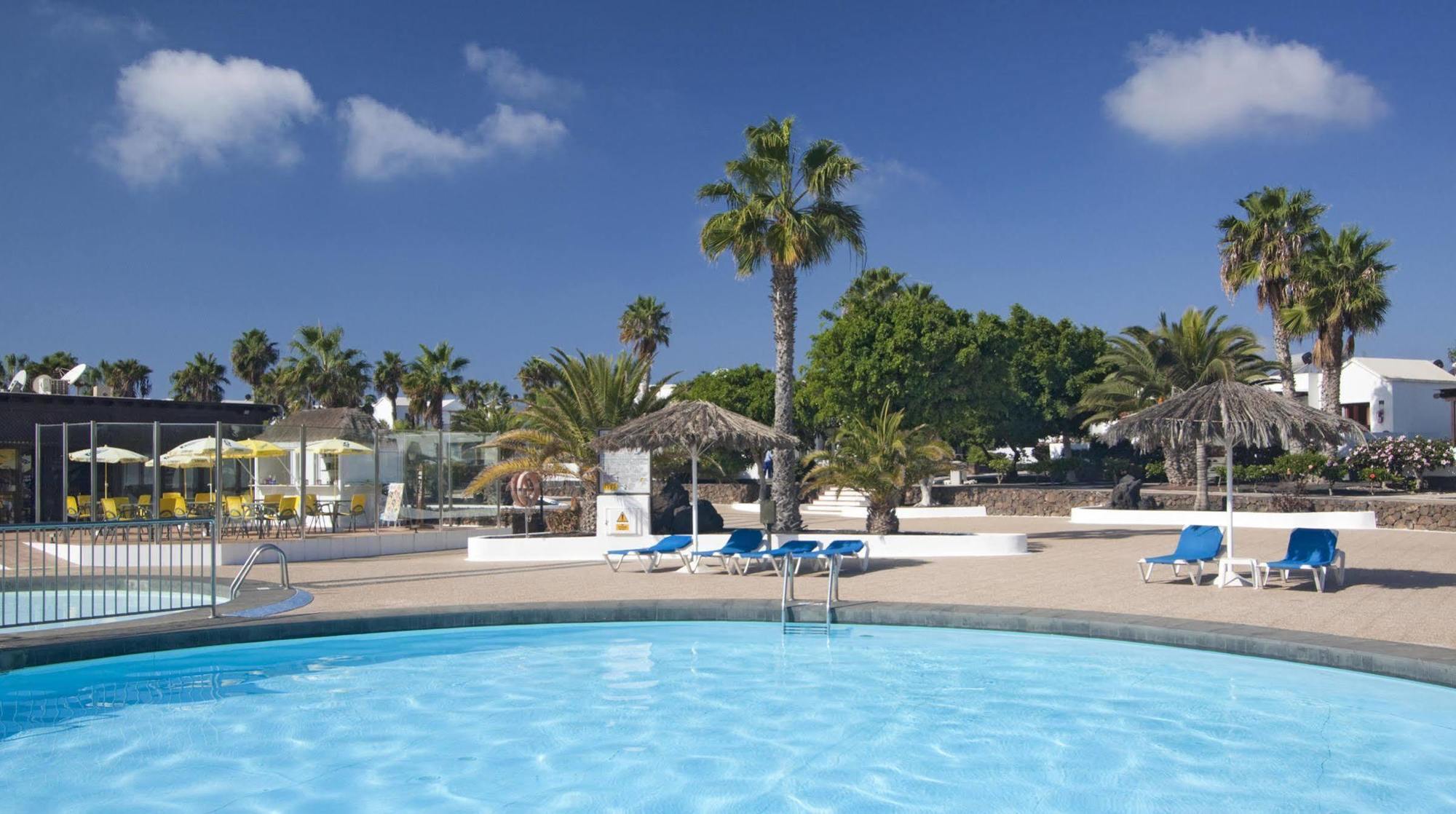 Playa Limones Bungalows Playa Blanca  Ngoại thất bức ảnh